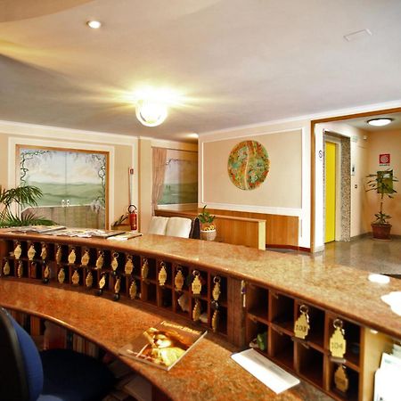 Hotel Cristal Bari Dış mekan fotoğraf