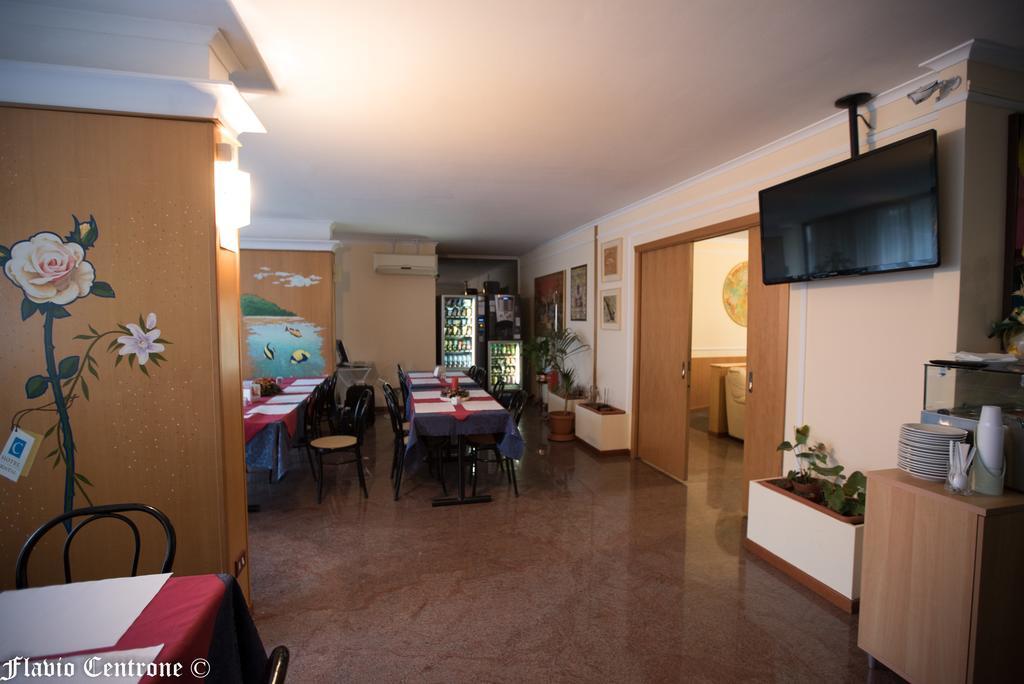 Hotel Cristal Bari Dış mekan fotoğraf