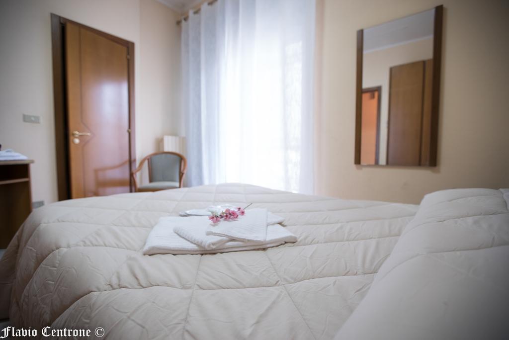 Hotel Cristal Bari Dış mekan fotoğraf