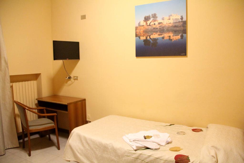 Hotel Cristal Bari Dış mekan fotoğraf